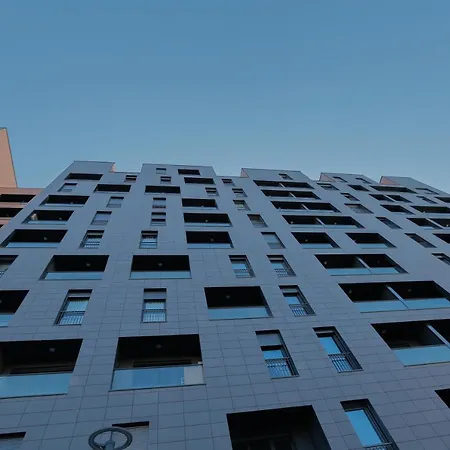 Апартаменты Miku Apartment-elegant 1bd At Olympic