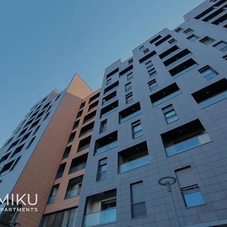 Miku Apartment-elegant 1bd At Olympic Апартаменты *